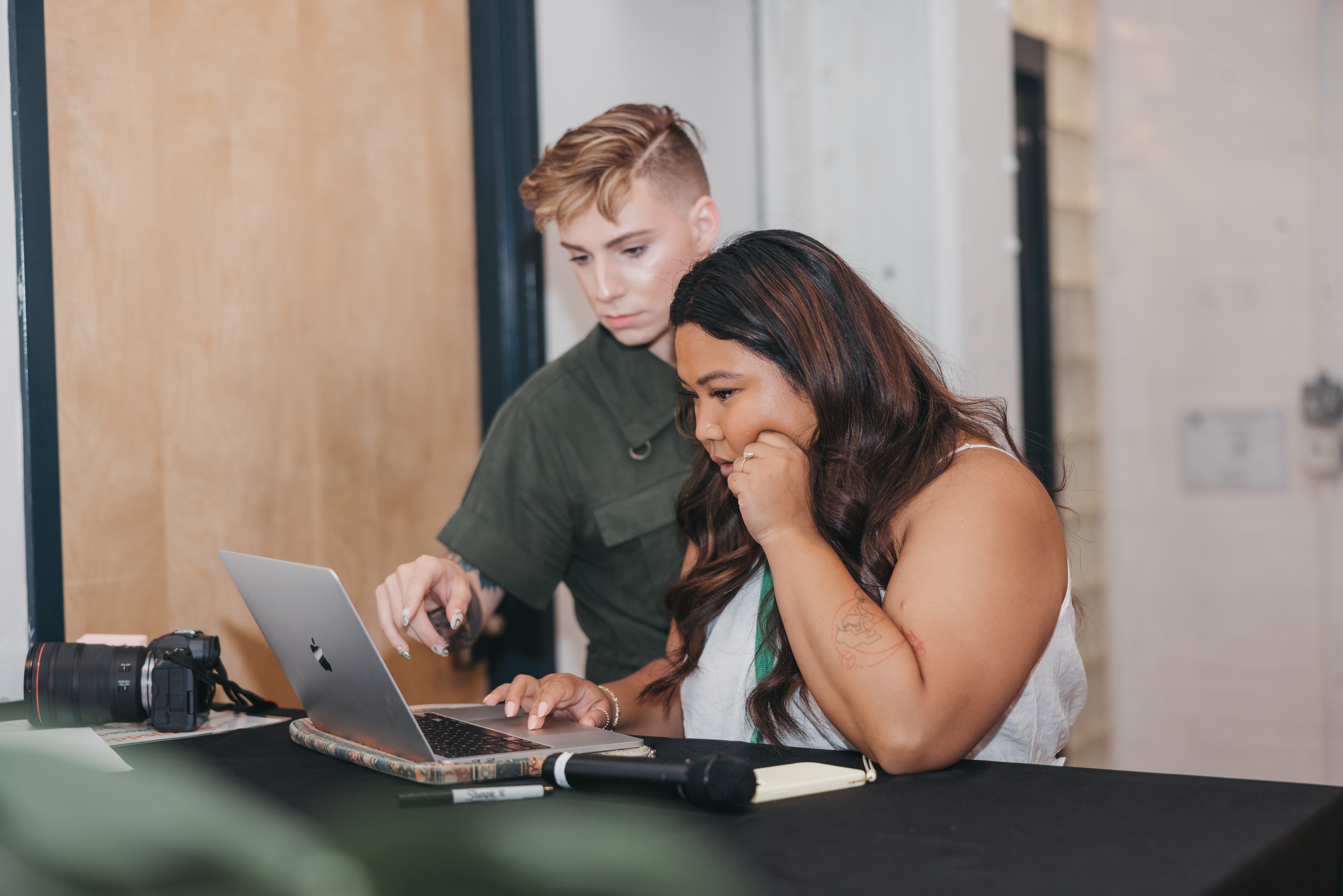 Hunter building systems in real time